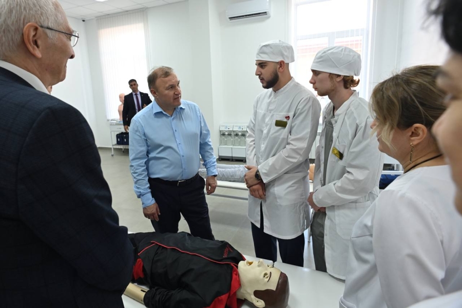 Адыгея вошла в число лидеров среди регионов ЮФО по реализации федпроекта «Медицинские кадры» нацпроекта "Продолжительная и активная жизнь"