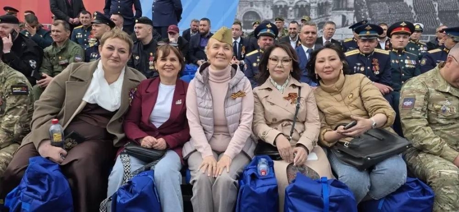Сотрудники фонда «Защитники Отечества» по Адыгее посетили парад на Красной площади